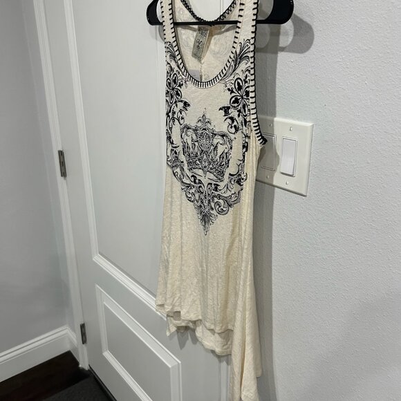 Vocal Assymetrical Floral Print Rhinestone Accents Tank Top Size XL Relaxed NWT - Picture 7 of 10